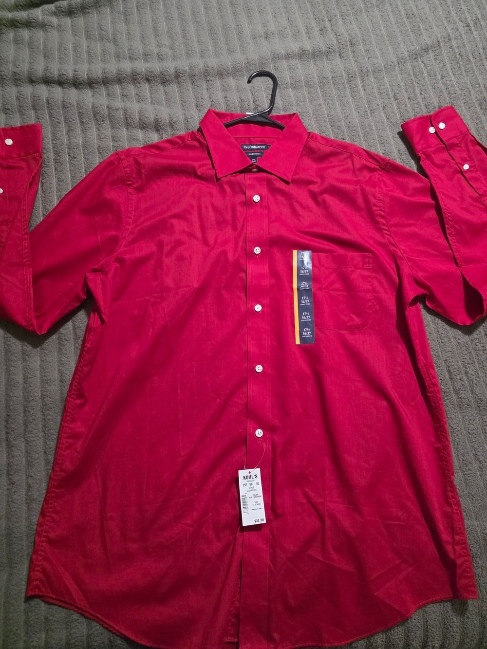Croft & Barrow Essentials Men's Red Button-Down Dress Shirt Slim fit